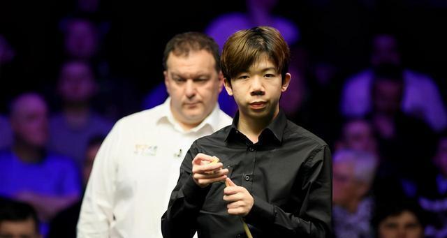 在看台上 在看台上