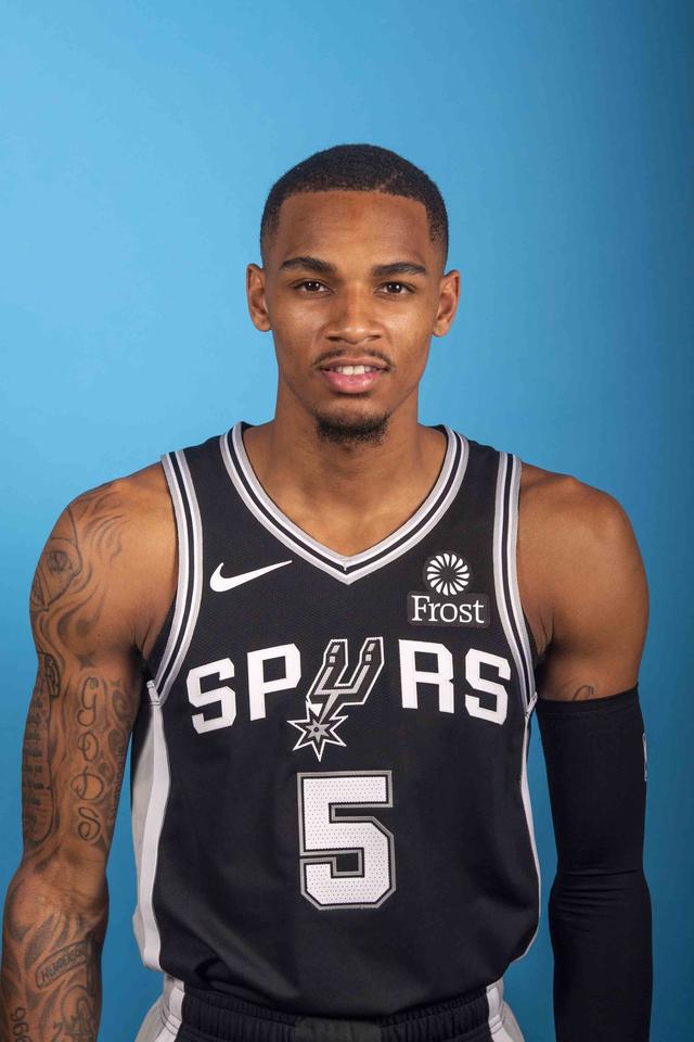 次撬动球队 次撬动球队