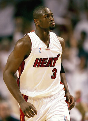 形成禁区顶 形成禁区顶